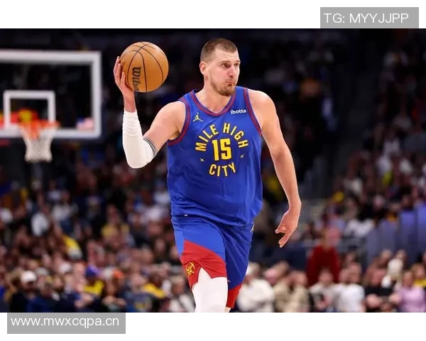 约基奇赛季数据惊人场均24分13篮板12助攻轻松实现三双表现令人赞叹 约基奇赛季数据惊人场均24分13篮板12助攻轻松实现三双表现令人赞叹