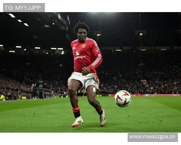 多尔古晒照激励球队重振士气期待下场比赛全力以赴