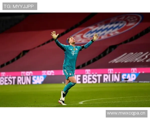 德媒透露拜仁与诺伊尔续约谈判初步接触或冬歇期达成协议